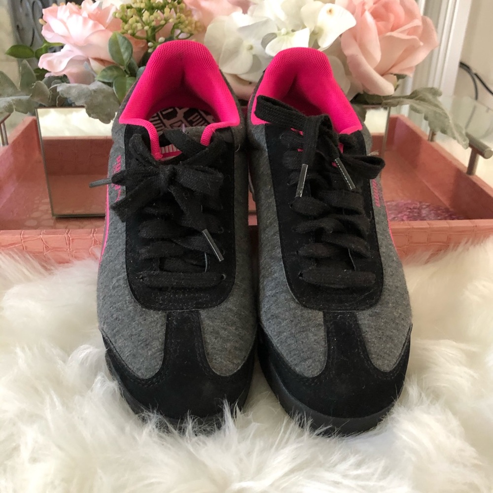 grey , black and pink pumas